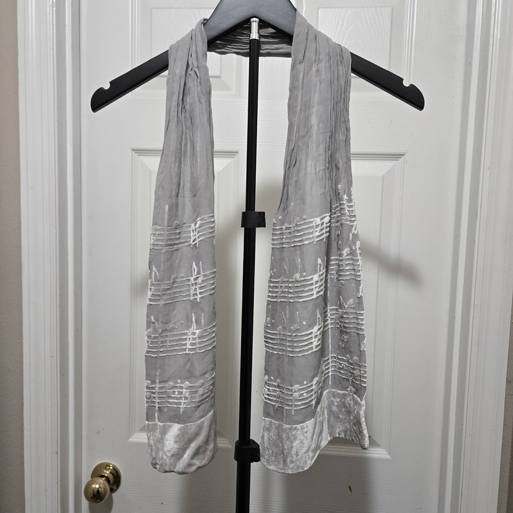 Source Unknown Gray and White Music Note Scarf